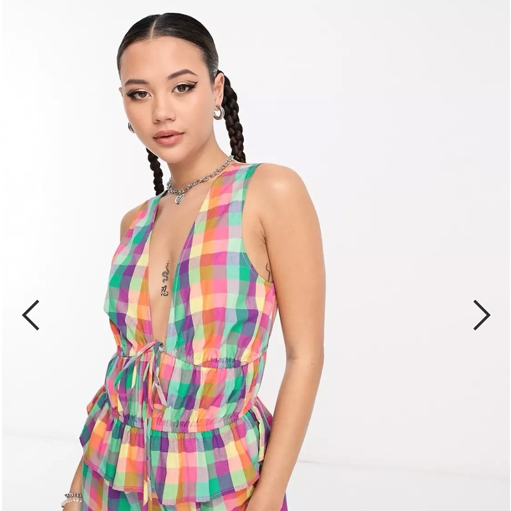 Rainbow Gingham Sleeveless Top 🌈